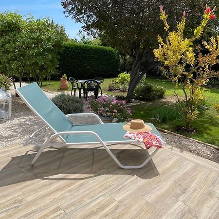 Appartement Rez De Villa Proche Port Et Plages De Sanary Buitenkant foto