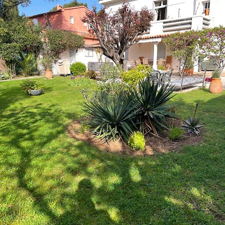 Appartement Rez De Villa Proche Port Et Plages De Sanary Buitenkant foto