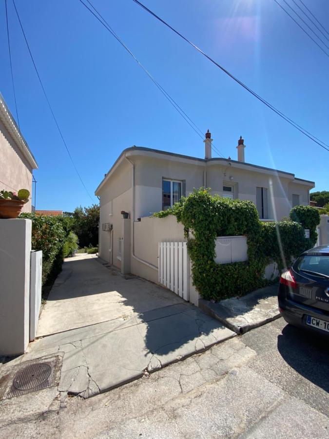 Appartement Rez De Villa Proche Port Et Plages De Sanary Buitenkant foto